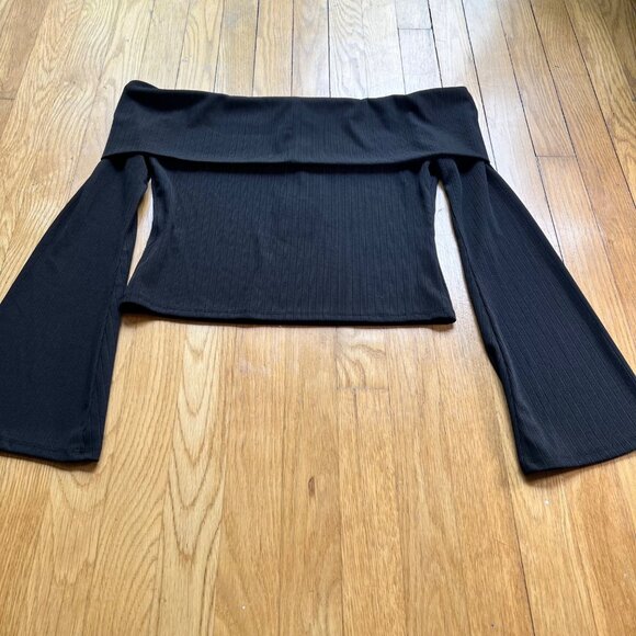 Lovers + Friends Size L NEW Black Fletcher Off Shoulder Bell Sleeve Ribbed Top - Picture 11 of 15